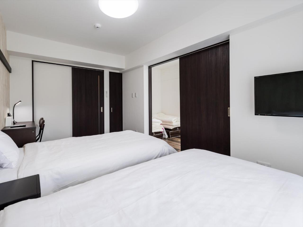 Hotel Tomas Наго Екстериор снимка