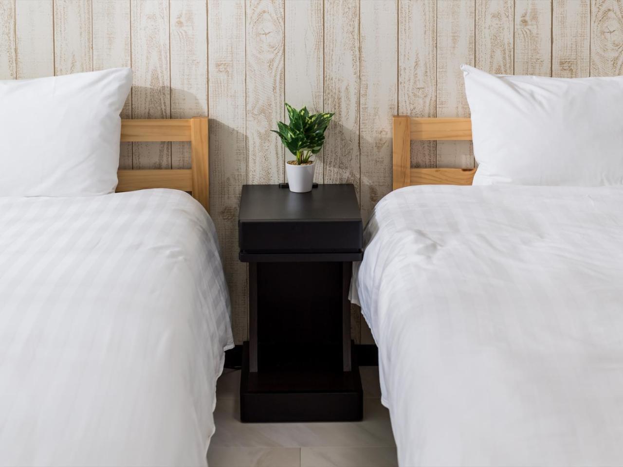 Hotel Tomas Наго Екстериор снимка